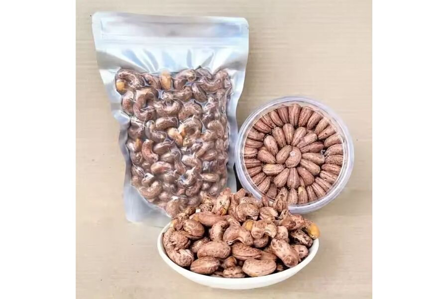 What Is Roasted Salted Cashew Nuts? Comparison with Other Cashew Nuts